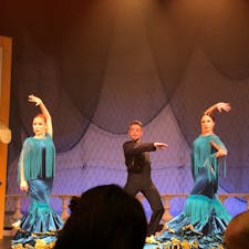 志摩スペイン村でフラメンコショー観ました〜！
男性も女性もかっこよすぎるんじゃ〜✨