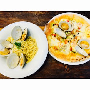 おいしいピザとパスタ♪