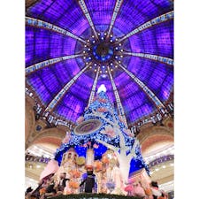フランス
パリ
ギャラリーラファイエット
クリスマス