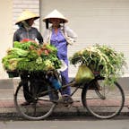 ベトナム/ホーチミン
女性はみんなアオザイ着てると思っていました。