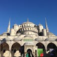 イスタンブールのブルーモスク。