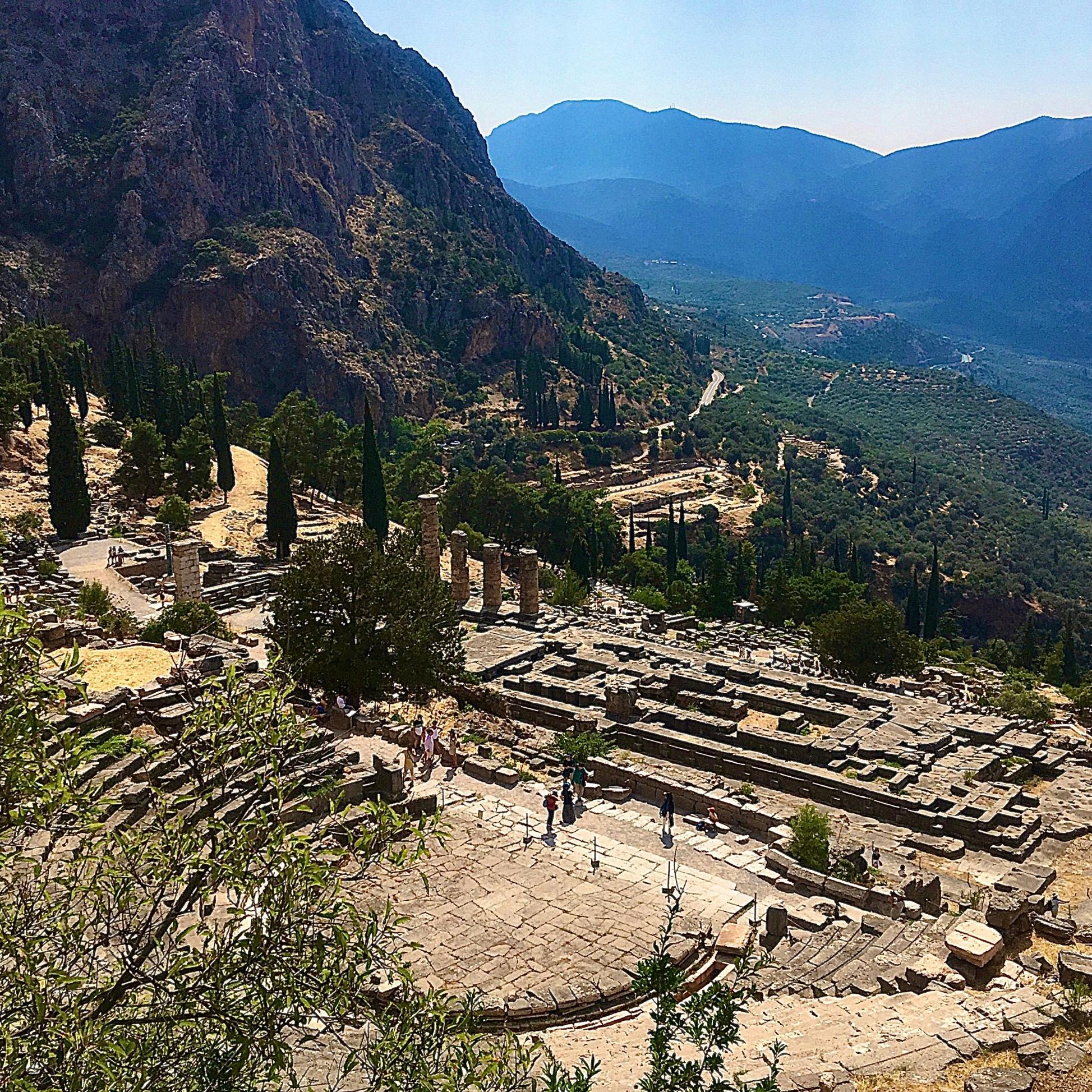 デルフィ遺跡 Delphi の投稿写真 感想 みどころ ギリシャ デルフィアポロン神殿があるギリシア最古の神託所 トリップノート デルフィ遺跡 Delphi の投稿写真 感想 みどころ ギリシャ デルフィアポロン神殿があるギリシア最古の神託所 トリップノート