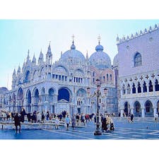 イタリア
ベネチア
この時は、海からの浸水があったので、渡り廊下のようなものが設置されていました。