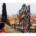 年 カレル橋 Charles Bridge はどんなところ 周辺のみどころ 人気スポットも紹介します