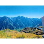 紅葉目当てに白川郷行こうとしたけど弾丸ツアーになりそうなので泣く泣く断念。
その代わりに先月半ばに行った立山黒部アルペンルートからの紅葉を載せる。
初富山。