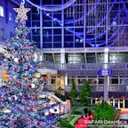 今年もサッポロファクトリー のジャンボクリスマスツリー が点灯しました🎄11/22からはホワイトイルミネーションやミュンヘンクリスマス市なども始まり、クリスマスムード一色になっていきます。#北海道　#札幌　
サッポロファクトリークリスマス2019
期間／11/2～12/25　点灯／16:00