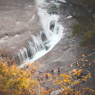 群馬県  吹割の滝
日本のナイアガラの滝。