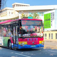 台中市内を走ってたヤバい市バス。前も横もぬいぐるみだらけ😦世界のキ◯ィー🐱乗りたかったなあ〜
#台中