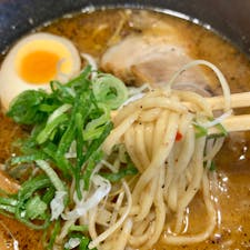 味噌物語麺乃國 西天満店
金の炙り味噌ラーメン 麺大盛りを注文。
PayPayで支払う！
