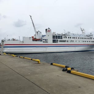 昨日、このフェリーで
宇久島を離脱しました。