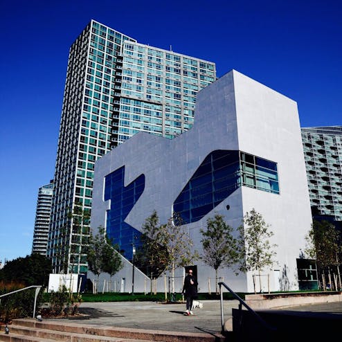 クイーンズ公共図書館（ハンターズポイント）