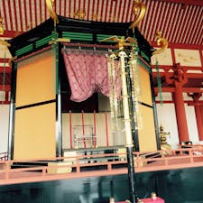 平城宮跡、朱雀殿内の高御座