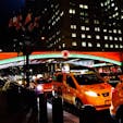 New York / Manhattan
Grand Central Terminal
ホリデーシーズンには、グラセン前のライトアップはこんな感じに♪