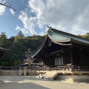 岡山　吉備津彦神社
桃太郎ゆかりの土地
桃のおみくじが可愛い