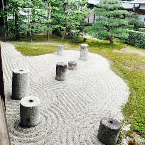 東福寺 とうふくじ の投稿写真 感想 みどころ 東福寺 にある北斗七星をモチーフにした枯山水 宇宙を表現し トリップノート 東福寺 とうふくじ の投稿写真 感想 みどころ 東福寺 にある北斗七星をモチーフにした枯山水 宇宙を表現し トリップノート