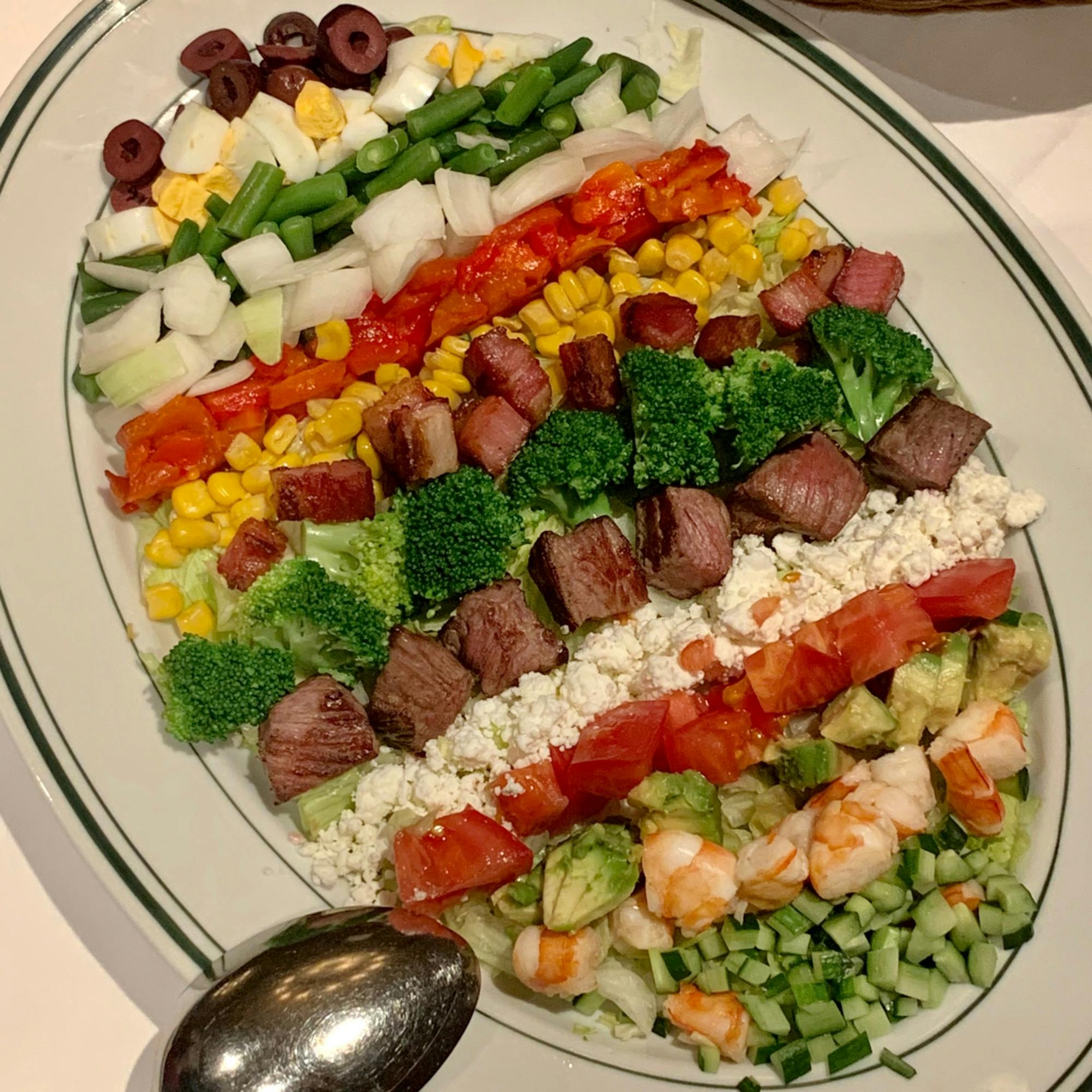 ウルフギャング ステーキハウス 丸の内の投稿写真 感想 みどころ ウルフギャング丸の内店コブサラダ トリップノート ウルフギャング ステーキハウス 丸の内の投稿写真 感想 みどころ ウルフギャング丸の内店コブサラダ トリップノート