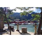 広島県の厳島神社！
神々しい〜

旅のブログやっています。
プロフィール画面にURLありますので、ぜひ遊びに来てください！