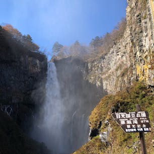 華厳の滝(∩ˊᵕˋ∩) .ﾟ♡

#日光
#華厳の滝
#日本三名瀑