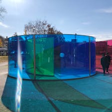 金沢21 世紀美術館 カラー・アクティヴィティ・ハウス