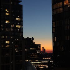New York / Manhattan
Hudson Yards
ハドソンリバーからみたビルの谷間の夕焼け。
#newyork #manhattan #hudsonyards