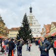 ローテンブルクのクリスマスマーケット

小さな街だけど魅力ある街で人が多い〜。ゆっくり行きたいな。