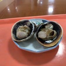 道の駅伊良湖の
焼き大アサリ
２個で一人前
￥１０００也