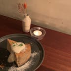 coto cafe(コトカフェ)🕯☕️

夜ご飯の後の休憩に🌃
静かに落ち着いて休める場所です。
チーズケーキ濃厚で美味しかった〜！

#新宿カフェ #新宿夜カフェ #新宿三丁目カフェ
