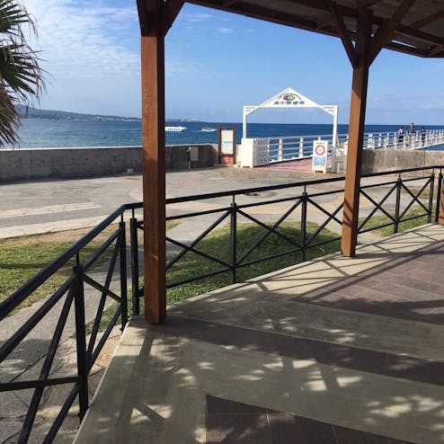 ブセナ海中展望塔