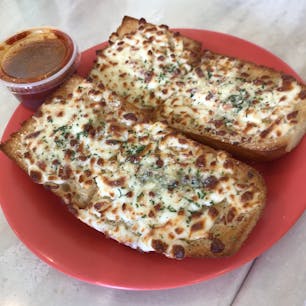 ホノルル★アミナピッツェリア

トースト？
美味しかった♪