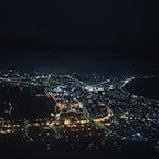 函館の夜景🌃タクシーの運転手さん曰く、夜景のなかにハートがいくつかみえるから探してみて❤️とのこと！