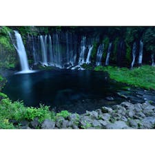 静岡県の白糸の滝