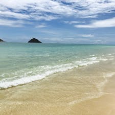 ハワイ、ラニカイビーチ🏖
綺麗すぎる✨海が好き💕