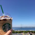 Starbucks☕️ 淡路サービスエリア（下り線）

明石海峡大橋が見え、
とても気持ちが良いです！✨

#Starbucks #スタバ
