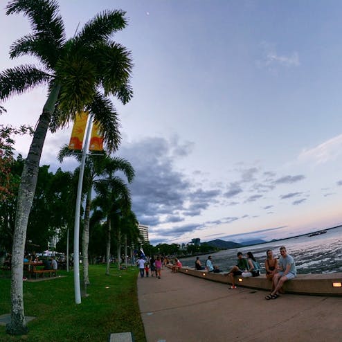 ケアンズ エスプラネード ラグーン