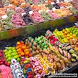 スペインへ行くなら一度は訪れたいバルセロナのボケリア市場。スペインっ子たちの胃袋を支えているだけでなく、量り売りや食べ歩き、お土産選びなど、市内随一のマーケットで一日いても飽きずに楽しむことができます！#スペイン  #バルセロナ #ボケリア市場