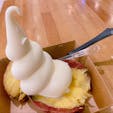 西面ロッテ百貨店内にある【百味堂】
焼き芋ソフトをいただきました☺️♪♪♪

焼き芋が温かく、ソフトクリームとの相性good💕💕
