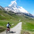 スイス マッターホルン
イモトさんも登頂されてたでしょうか、
凛々しくカッコいい山。トレッキングをしていて目に入るとテンションが上がります。