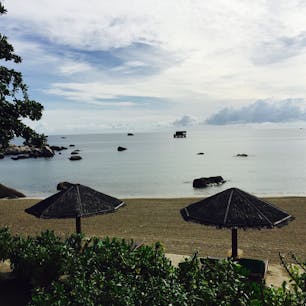 インドネシア＊ビンタン島

シンガポールから高速船で約50分。
お店や観光地は少ないけど、ゆっくり休みたい人向けで素敵な島。
（おまけに日本人少なくて非日常感が高まる笑）