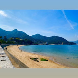 一人旅にて宮島へお邪魔しました✨
鳥居は残念ながら工事中だったけど、満喫した時間を過ごせました！