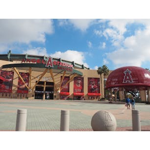 #アメリカ　#angelstadium #anaheim #エンゼルスタジアム　#アナハイム　#野球　#大谷さん　#大谷Tシャツいっぱい売ってた　#202001