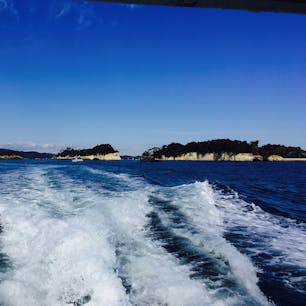 冬の松島。絶景だった。
島の名前、忘れたけど。笑