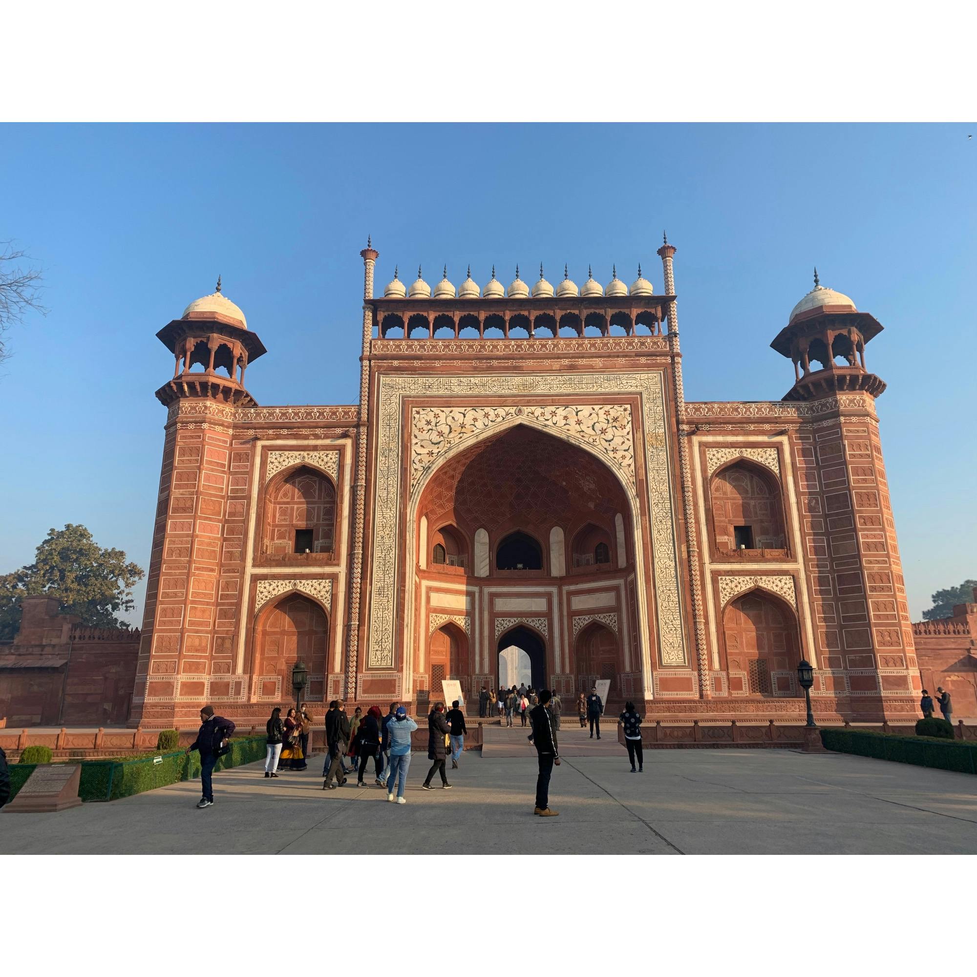 タージ マハル Taj Mahal の投稿写真 感想 みどころ 年1月25日 インド タージマハル入り口 トリップノート