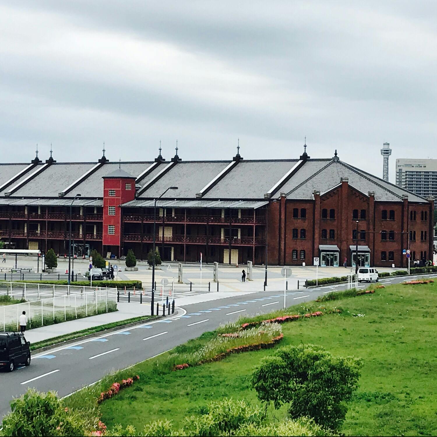 横浜赤レンガ倉庫の投稿写真 感想 みどころ 横浜 赤レンガ倉庫曇りだったのが残念 トリップノート