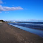 宮崎県青島周辺の海です。
とってもキレイでしばらく眺めていました。
宮崎はゆったりのんびり観光にオススメです！