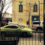 New York / Brooklyn
Williamsburg
ブルックリンやクイーンズを走る、アップルグリーン色のタクシー「Boro Taxi」。マンハッタンではなかなか見かけないかも？！
#newyork #brooklyn