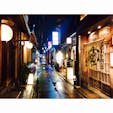 【京都】先斗町

泊まったホステルの近くに渋い居酒屋街。
京都行ったらおばんざい食べてみたいと思って
ガイドブックめちゃめちゃマークしてたけど
先斗町ならどこのお店でもおばんざいが食べられた。

#京都°
#2020/02/29