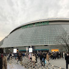 東京ドーム
2月の後半にライブのために東京ドームに行きました。
人生初の東京ドーム！
観客の歓声にタイムラグが発生するとは思ってもみませんでした。
