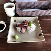 同じく潮まねきさんの
タコ刺し