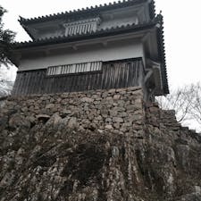 大変な山道です