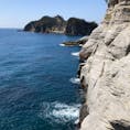 西伊豆、城ヶ島海岸。地層がお好きな方にはたまらない場所です。急斜面を登り降りしたい方は、歩きやすい靴で行きましょう👟